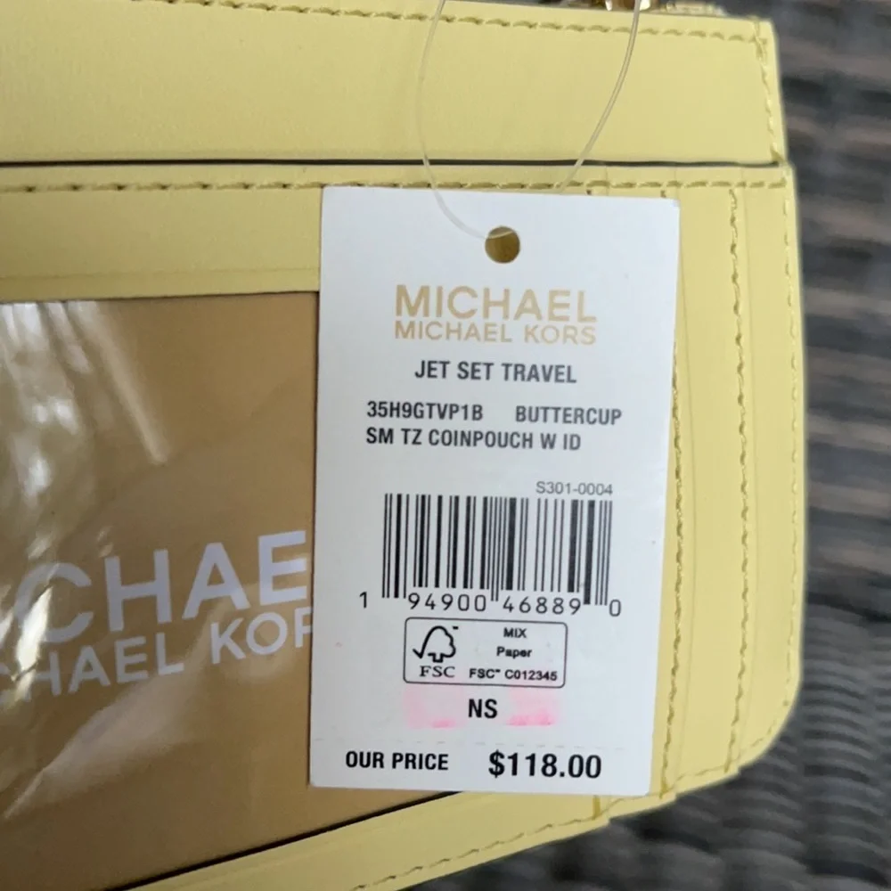 Michael Kors Small TZ Coinpouch with ID